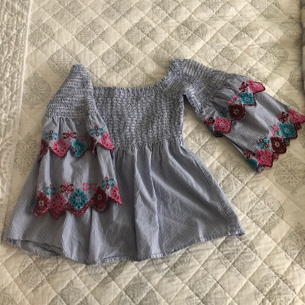 Off the shoulder ribbed cotton shirt